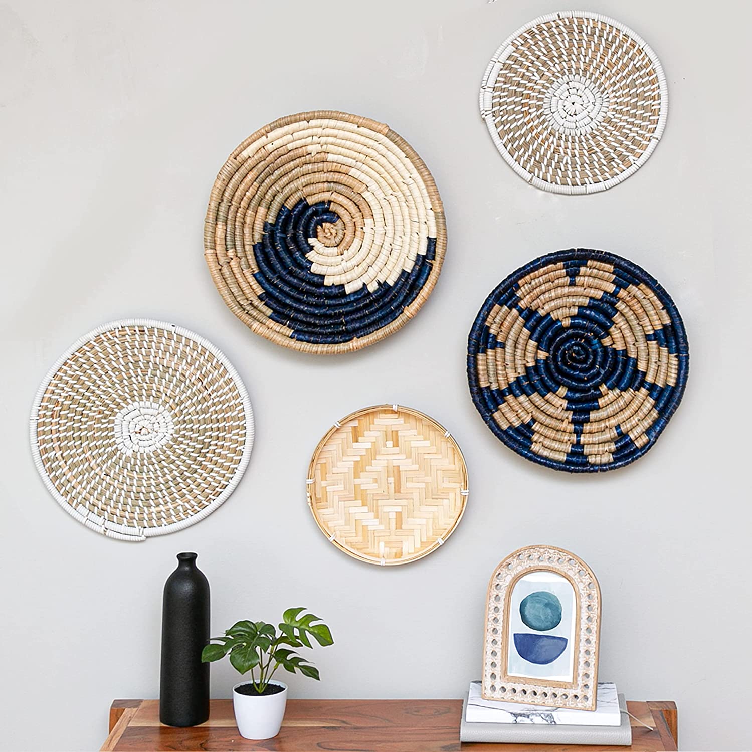 Crutello Hanging Woven Wicker Basket Set - Set of 5 Handwoven Seagrass Flat Baskets Boho Wall Decor - Wave, Stars, Sunburst Pattern